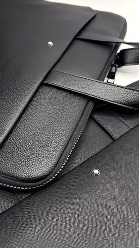 کیف لپتاپ چرم مینیمال Montblanc | سافیانو و فلوتر